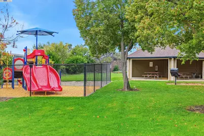 801 Nash Rd #G4, Hollister, CA 95023 - Photo 29