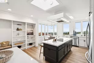 14 Contra Costa Pl, Oakland, CA 94618 - Photo 21