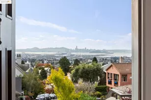 14 Contra Costa Pl, Oakland, CA 94618 - Photo 5