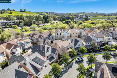 2036 Serra Ln, Hercules, CA 94547 - Photo 49