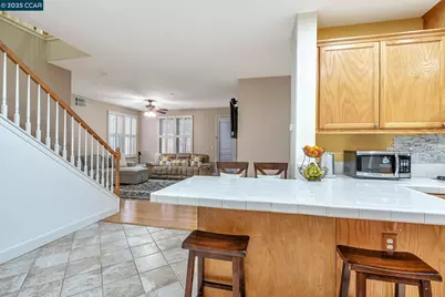 2036 Serra Ln, Hercules, CA 94547 - Photo 15