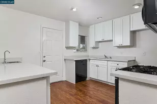 1878 Southwood Dr, Vacaville, CA 95687 - Photo 3