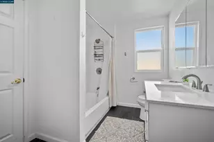 874 36th St, Oakland, CA 94608 - Photo 25