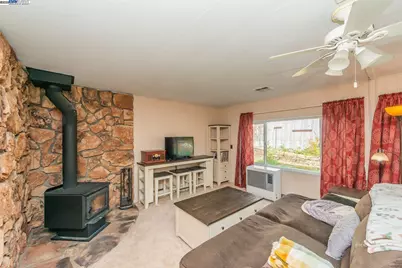 51 Steelhead Circle, Lewiston, CA 96052 - Photo 3