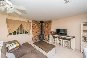 51 Steelhead Cir, Lewiston, CA 96052 - Photo 11