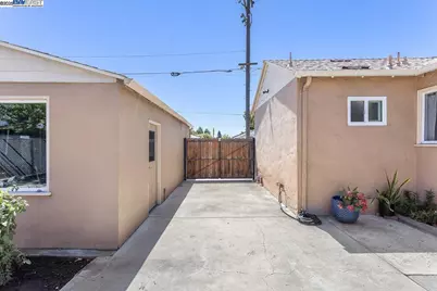 15106 Edgemoor St, San Leandro, CA 94579 - Photo 21