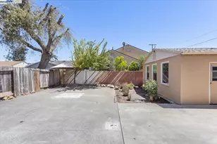 15106 Edgemoor St, San Leandro, CA 94579 - Photo 27