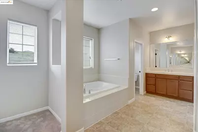 4560 Benton, Antioch, CA 94509 - Photo 33