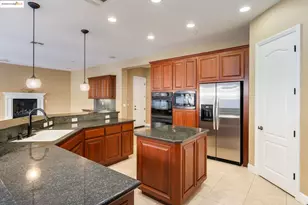 30 Arundel Dr, Hayward, CA 94542 - Photo 13