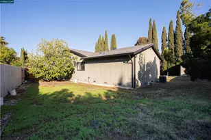 1993 Calaveras Dr, Bay Point, CA 94565 - Photo 23