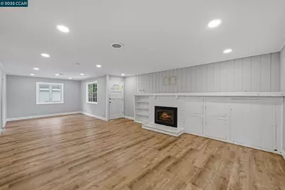 726 Grayson Rd, Pleasant Hill, CA 94523 - Photo 5