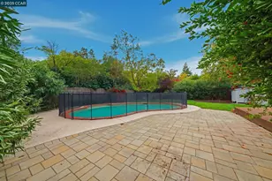 726 Grayson Rd, Pleasant Hill, CA 94523 - Photo 23