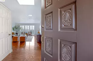 7036 13th St, Sacramento, CA 95831 - Photo 3