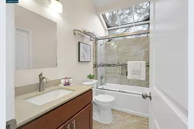 408 Lighthouse Ct, Hercules, CA 94547 - Photo 33