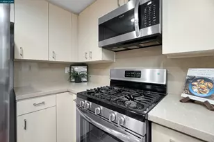 408 Lighthouse Ct, Hercules, CA 94547 - Photo 25