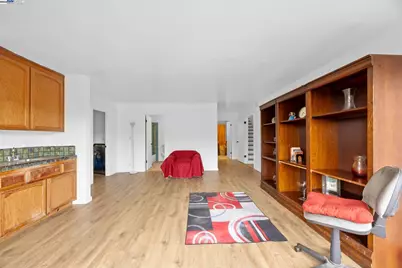 3660 Oak Knoll Blvd, Oakland, CA 94605 - Photo 15