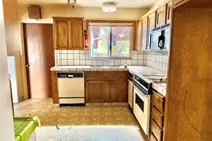 949 Flores Way, Rio Vista, CA 94571 - Photo 7