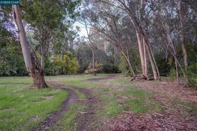 7441 Leisure Town Rd, Vacaville, CA 95688 - Photo 37