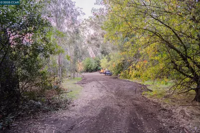 7441 Leisure Town Rd, Vacaville, CA 95688 - Photo 7