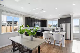 1468 Monument Ln, Fairfield, CA 94533 - Photo 7