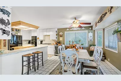 3208 Bonanza Dr, Cameron Park, CA 95682 - Photo 17