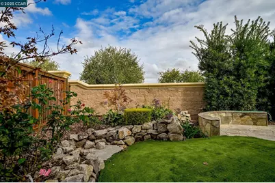 1639 Gamay Ln, Brentwood, CA 94513 - Photo 27
