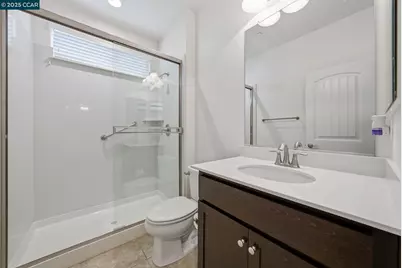 4213 Hovnanian Dr, Sacramento, CA 95834 - Photo 15