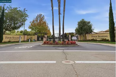 4213 Hovnanian Dr, Sacramento, CA 95834 - Photo 51