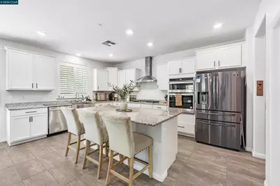 158 Wooley Creek Way, Brentwood, CA 94513 - Photo 3