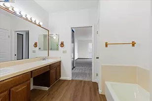 25912 Hayward Blvd, Hayward, CA 94542 - Photo 19