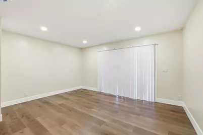 3305 Innerwick Ln, San Jose, CA 95121 - Photo 7