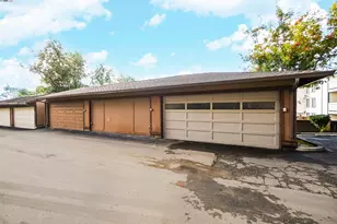 26937 Hayward Blvd, Hayward, CA 94542 - Photo 49