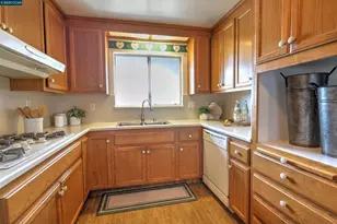 1428 St Frances Dr, Antioch, CA 94509 - Photo 9