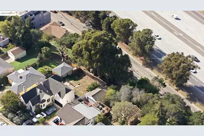 9670 Mountain Blvd, Oakland, CA 94605 - Photo 15