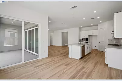 1065 Bradbury Dr, Discovery Bay, CA 94505 - Photo 13