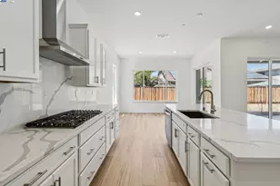 1065 Bradbury Dr, Discovery Bay, CA 94505 - Photo 11