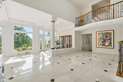 61 Montclaire Dr, Fremont, CA 94539 - Photo 9