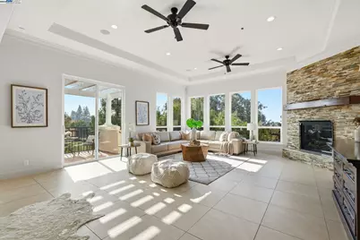 61 Montclaire Dr, Fremont, CA 94539 - Photo 11