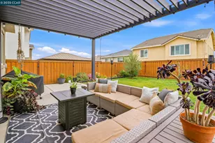 5227 Waterleaf Ln, Fairfield, CA 94534 - Photo 5