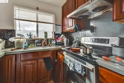 1035 76th Ave, Oakland, CA 94621 - Photo 25