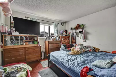 1035 76th Ave, Oakland, CA 94621 - Photo 7