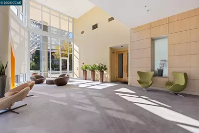 1 Lakeside Dr #1404, Oakland, CA 94612 - Photo 27