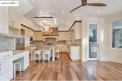 5580 Edgeview Dr, Discovery Bay, CA 94505 - Photo 13