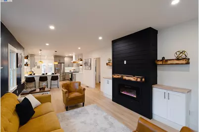 415 9th St, Antioch, CA 94509 - Photo 5