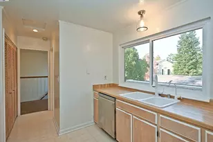 405 Thistle Cir, Martinez, CA 94553 - Photo 11