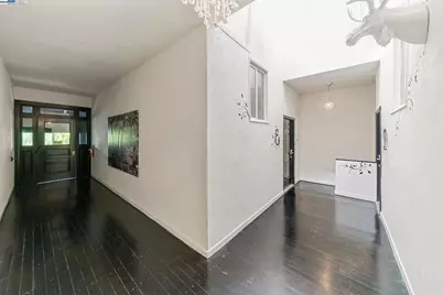1000 Central Ave., Alameda, CA 94501 - Photo 9