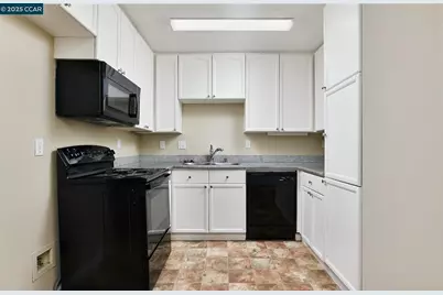 1896 Premier Pl, Concord, CA 94520 - Photo 3