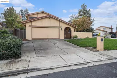 1718 Yellowstone Dr, Antioch, CA 94509 - Photo 3