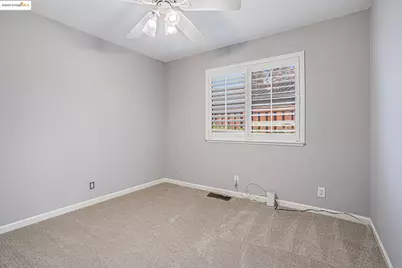 1718 Yellowstone Dr, Antioch, CA 94509 - Photo 17