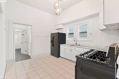 1432 12th St, Oakland, CA 94607 - Photo 15